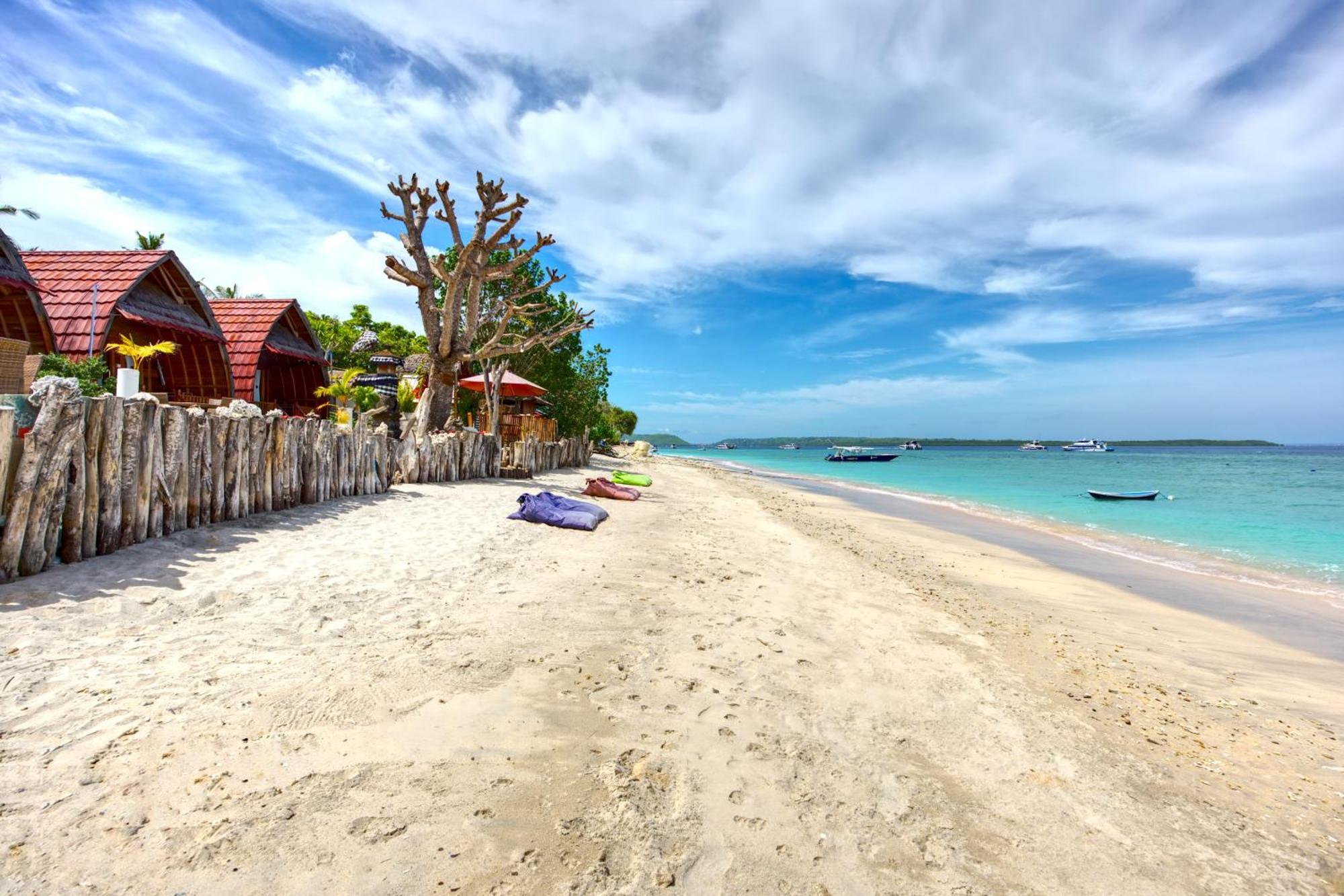 Santen Beach Bungalows Ped Kültér fotó